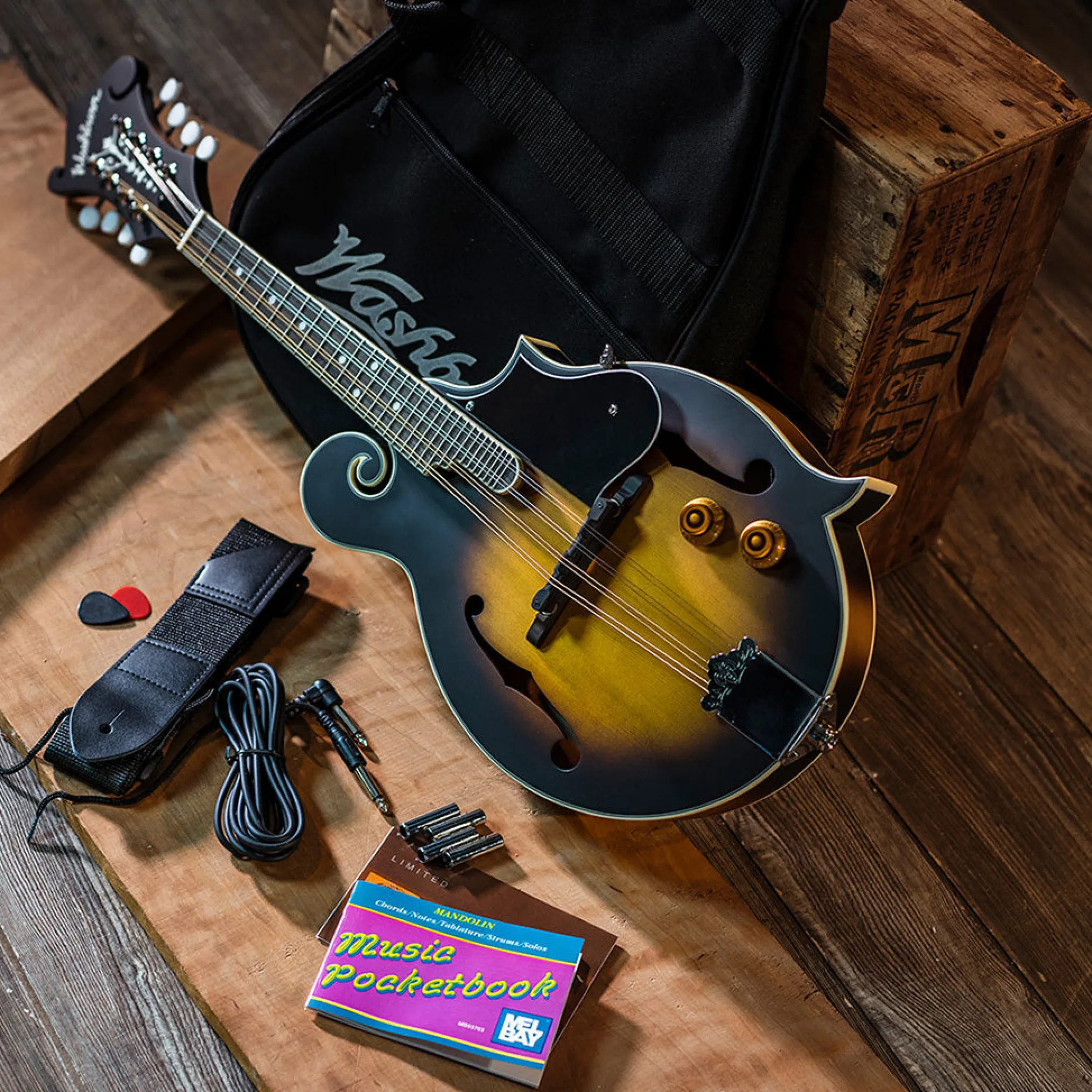 Washburn Americana M3E Acoustic-Electric Mandolin Outfit